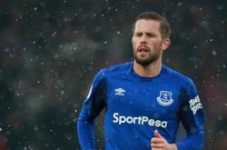 开云体育中国-拉梅洛爆发撕裂防线，快船关键战突围森林狼锁定季后赛席位