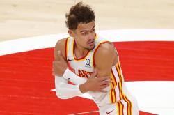 开云体育-爵士鏖战鹈鹕，特雷杨高光表现