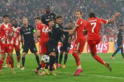 开云体育入口-拜仁横扫挪威，格纳布里统治全场