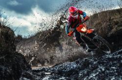 开云体育官方网站-世界杯之夜，坎特让比赛提前失去悬念