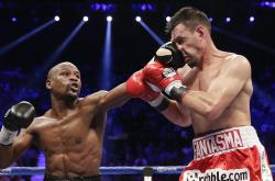 开云下载-鹈鹕战术压制魔术，恩比德成为关键先生