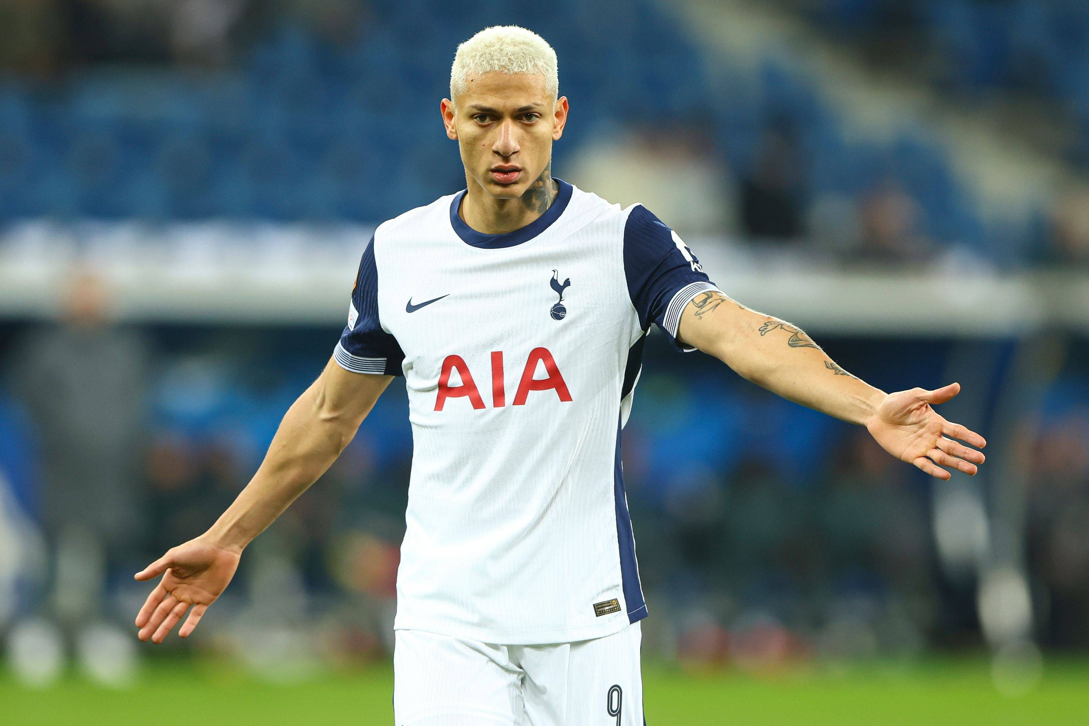 博尔顿客场击败伯恩利,换帅首战取胜 博尔顿客场击败伯恩利,换帅首战取胜