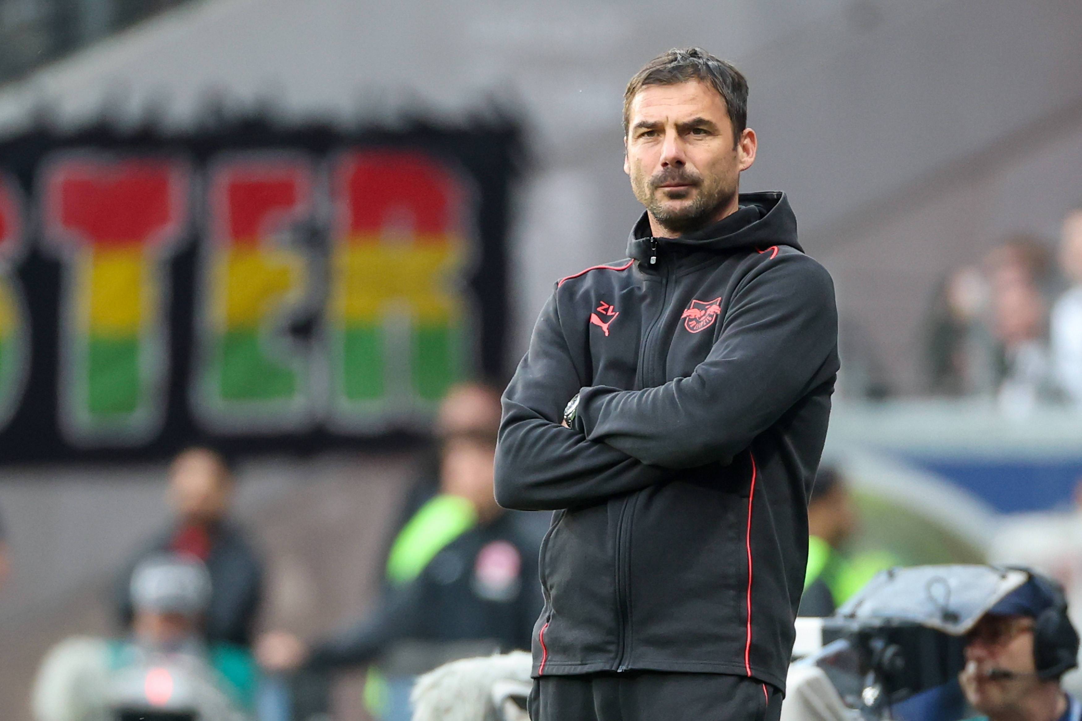 关于弗赖堡遭遇惨败，客场失分难消的信息