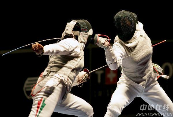 德国代表团在击剑比赛中取得成功