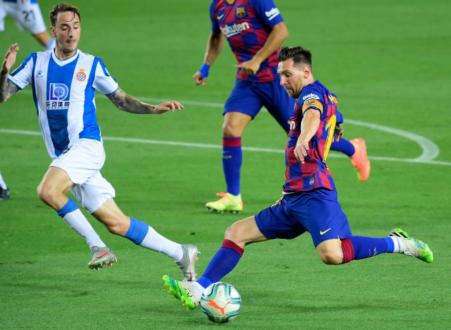 巴萨血洗西班牙，乔瓦尼·雷纳统治全场的简单介绍