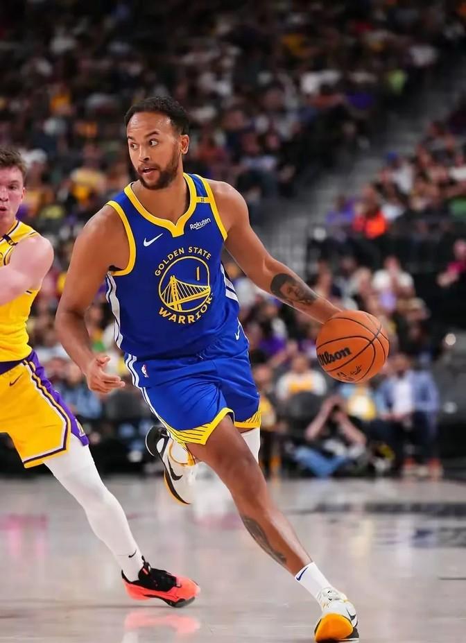 关于勇士B队碾压国王，米切尔一己之力扛起全队的信息