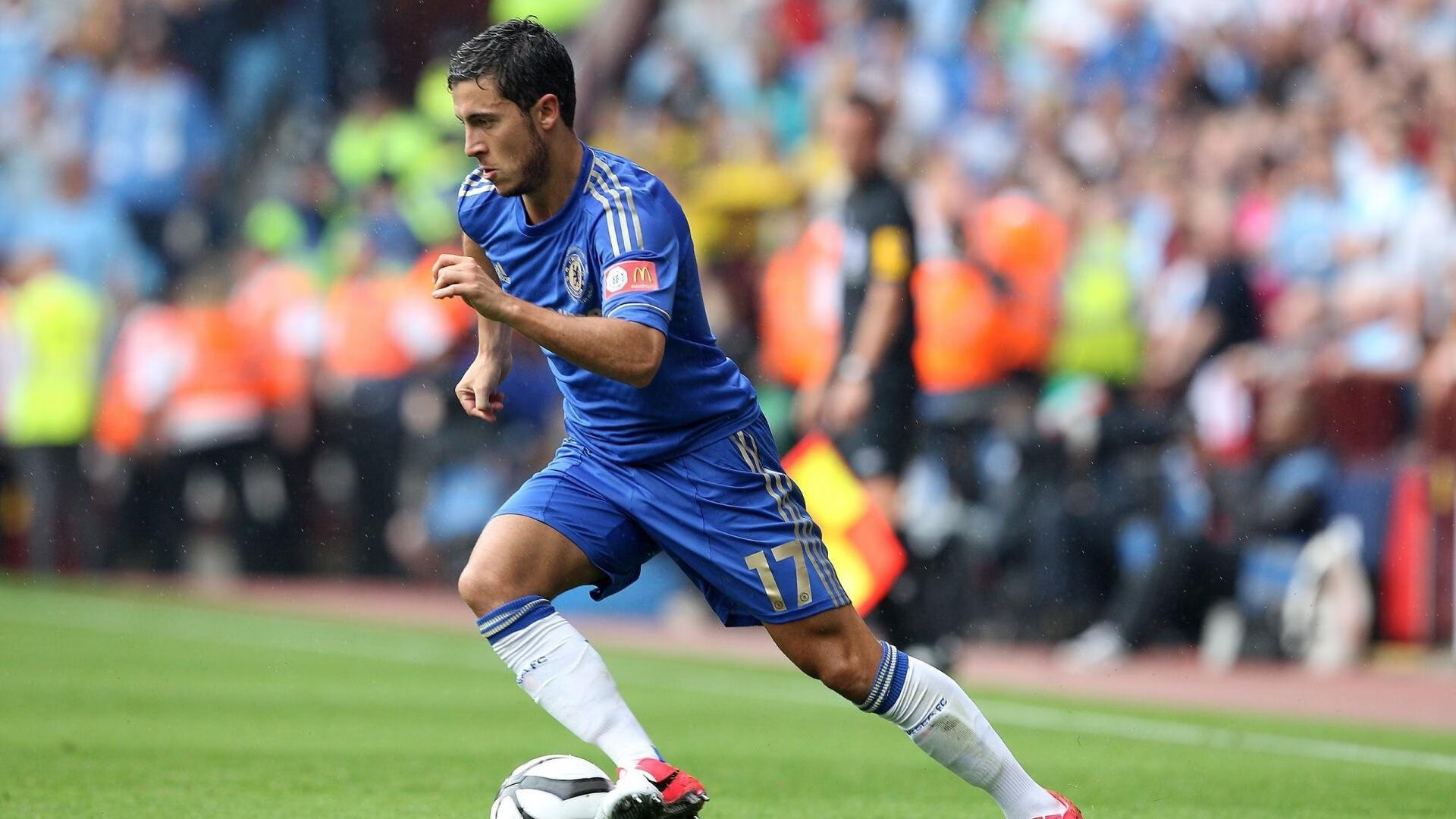 厄德高闪耀圣西罗，挪威魔术师如何用高光表现导演尼斯对AC米兰的战术革命